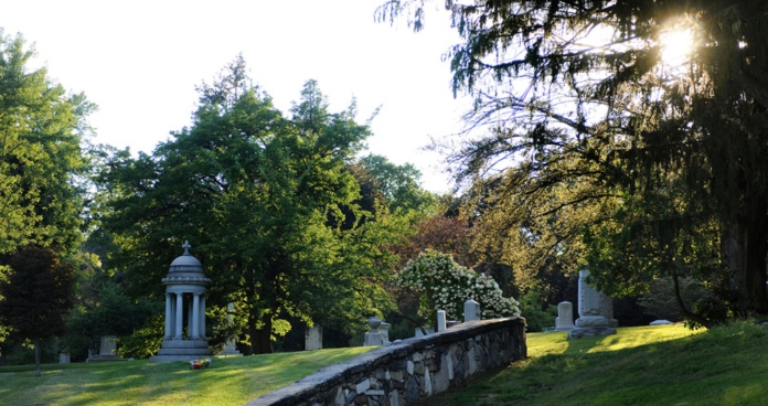Woodlawn Cemetery
